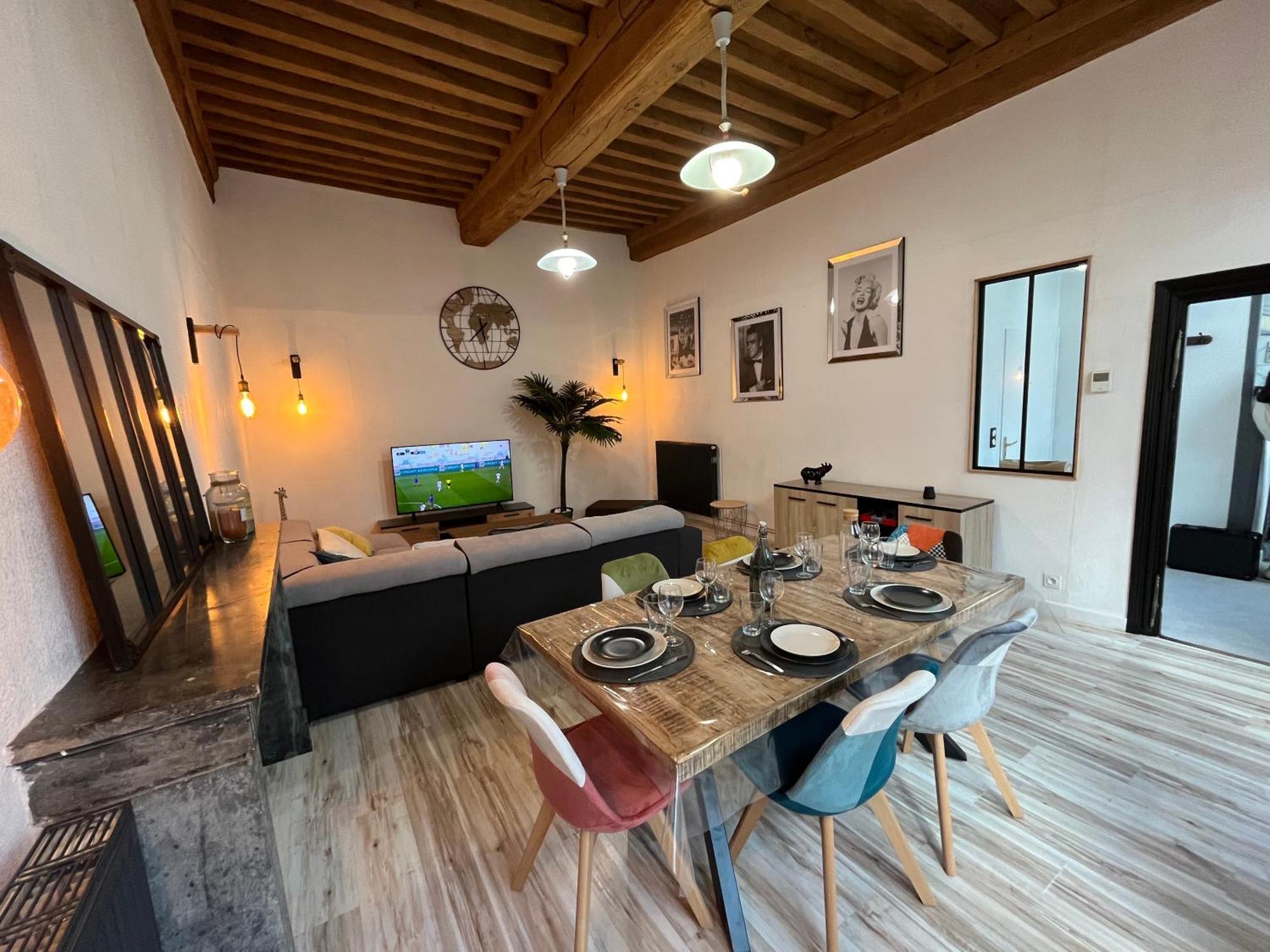 Appartement 6 Personnes - Au Coeur Du Centre Ville 帕雷·勒·毛尼尔 外观 照片